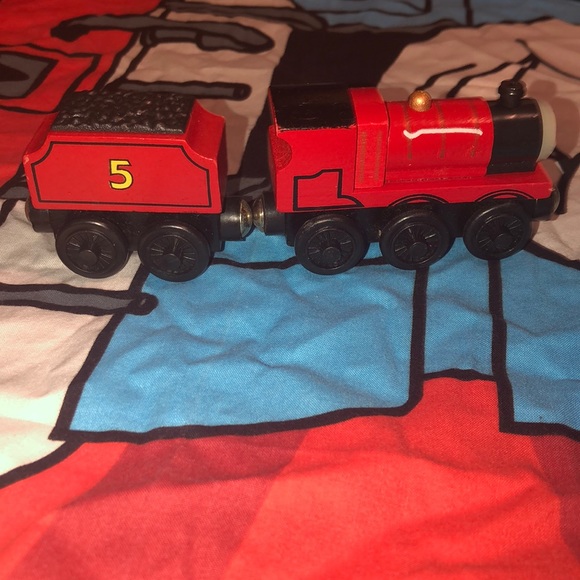 Thomas the Train James & Tender “for display only” - Picture 3 of 7
